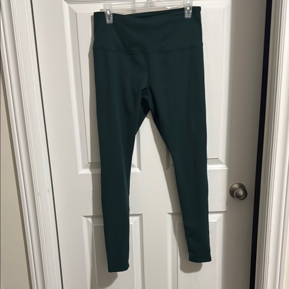 Zella Green Leggings Sleek Stretchy Design
